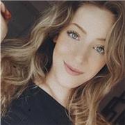 Profesora dinámica, con experiencia en impartir clases a dos niñas de 7 y 9 años. Podría ayudar en cualquier asignatura de primaria